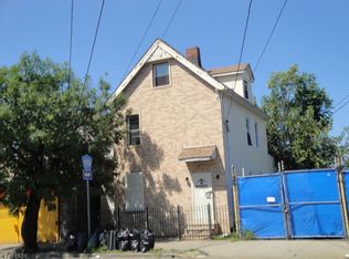 375 Grove St, Newark, NJ 07106