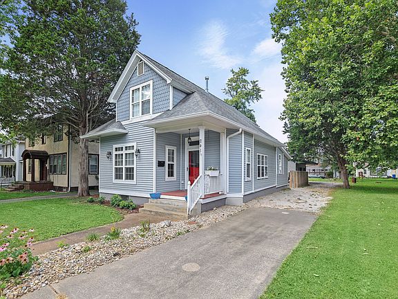 3rd image of 241 Coventry Pl