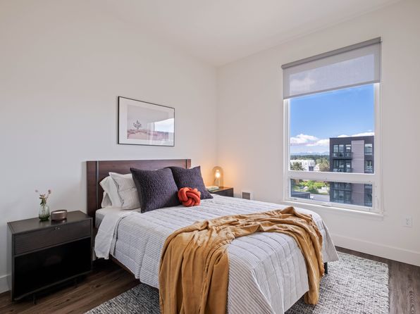 Ember | 19888 40th Ave W, Lynnwood, WA