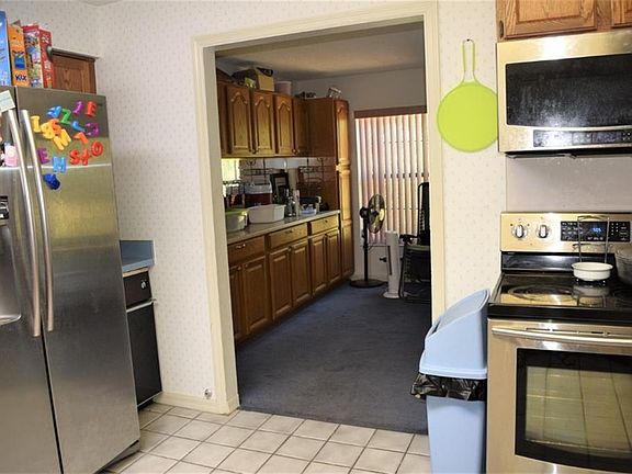 5th image of 1212 Sunny Ct