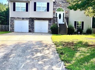 215 Shadowbrook Trce, Covington, GA 30016