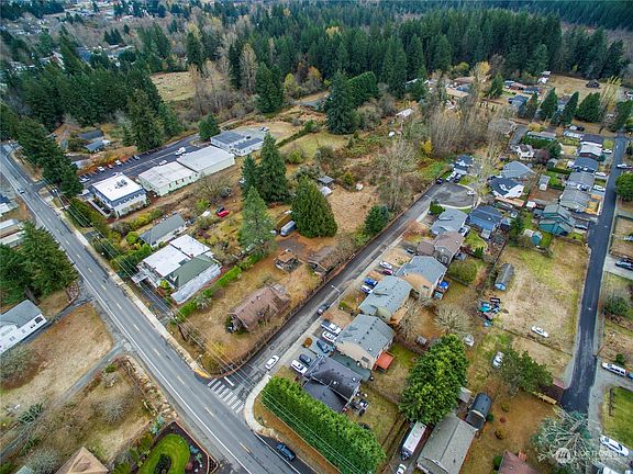 4th image of 24123 Roberts Drive