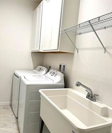 4th image of 4756 SW 63rd Ter #16