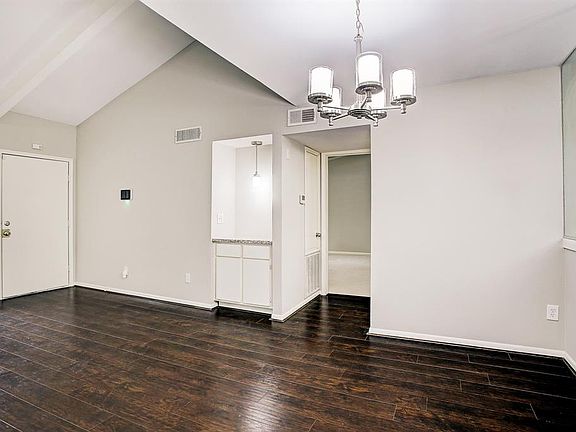 3rd image of 5711 Sugar Hill Dr APT 14