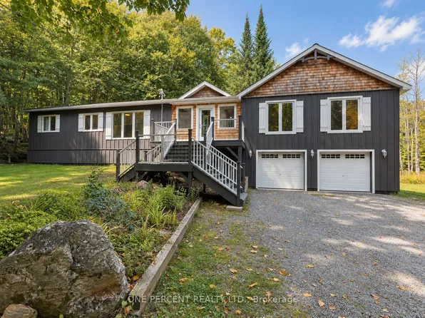 116 Deer Lake Rd, Huntsville, ON P0B 1L0
