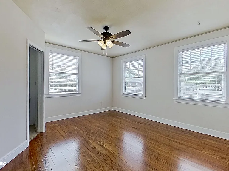 1651 Flagler Ave — Photo 21