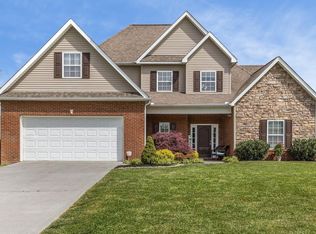 9321 Gabrielle Rd, Strawberry Plains, TN 37871