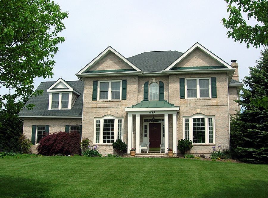 3,300 sf Colonial on 2+ Ac