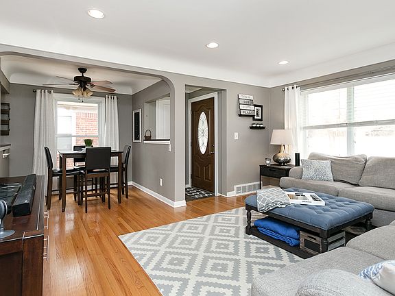 2nd image of 1710 Harwood Ave