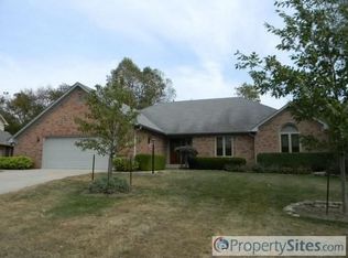 1581 Beck Ridge Cir, Greenwood, IN 46143