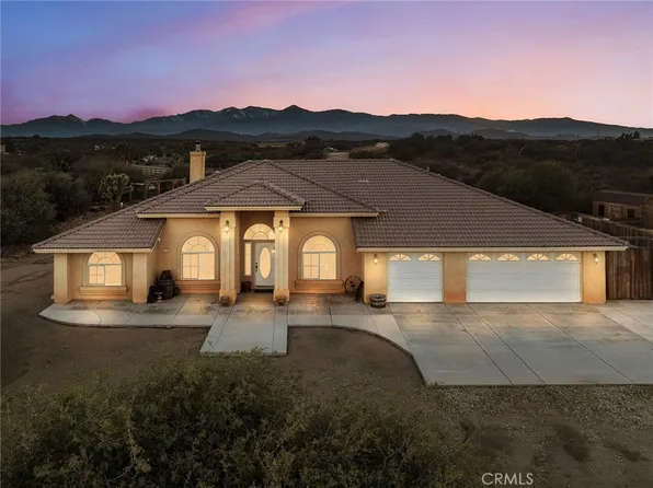 8328 Chateau Rd, Phelan, CA 92371