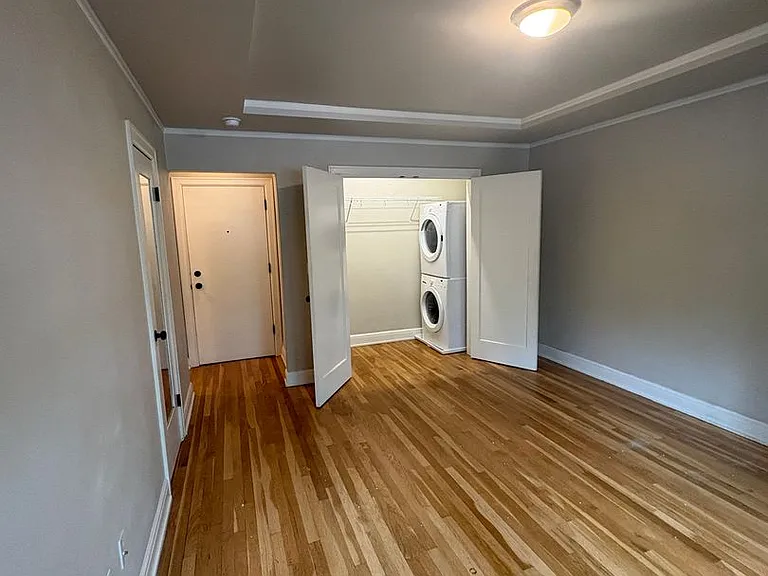 Iconic Capitol Hill Living at The Prince of Wales — Photo 1