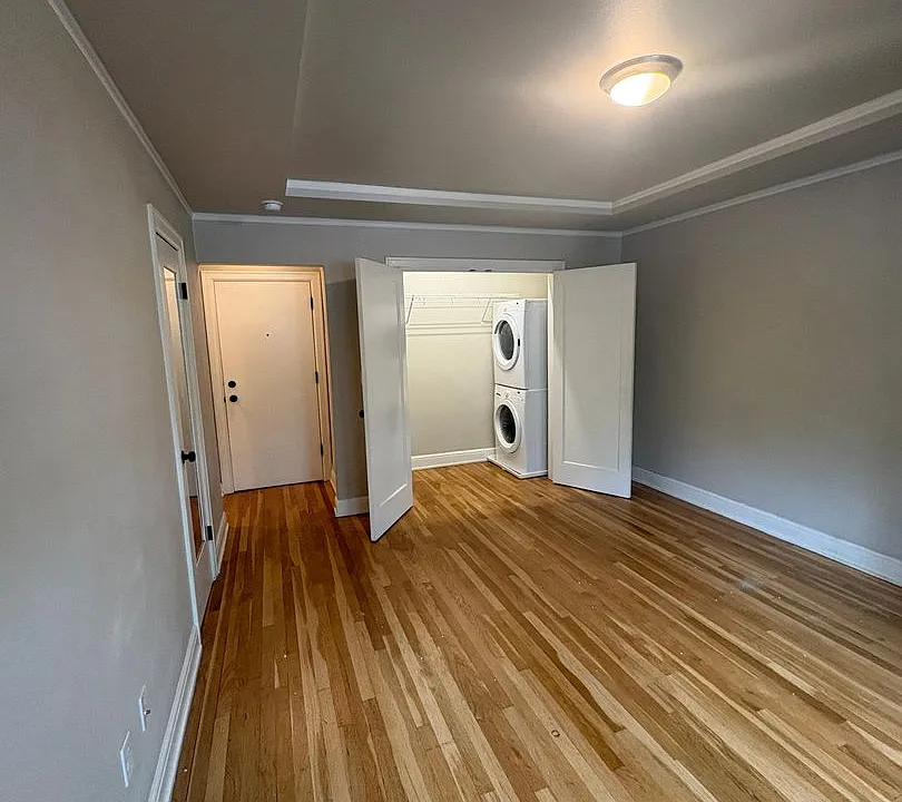Iconic Capitol Hill Living at The Prince of Wales