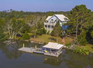 8515 Saint Pierre Creek Dr, Edisto Island, SC 29438