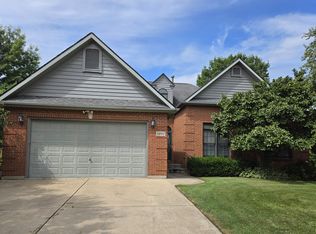 5662 N Carole Ct, Monroe Center, IL 61052