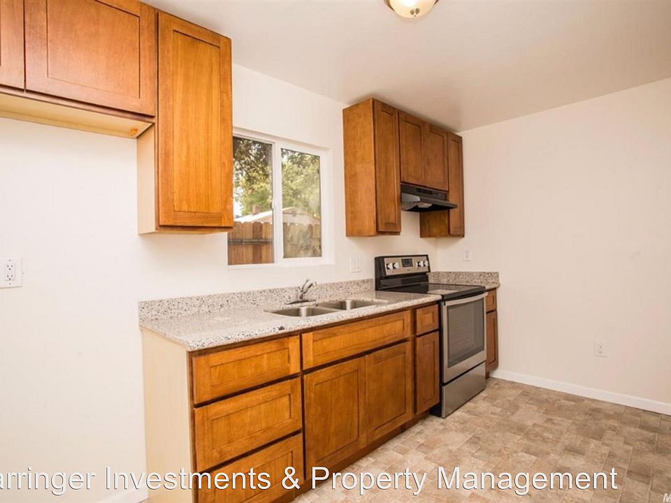 2nd image of 82 W 1st St