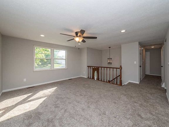 5th image of 12088 Hazelhurst Ln