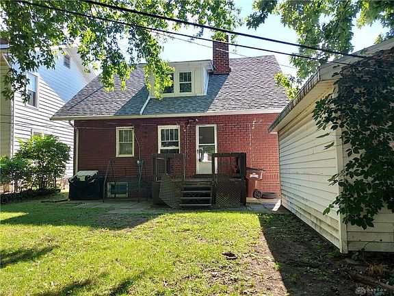 3rd image of 315 Vine St