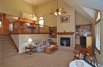 4th image of 1527 Dartmouth Dr