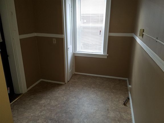 5th image of 4027 Meramec St APT 2
