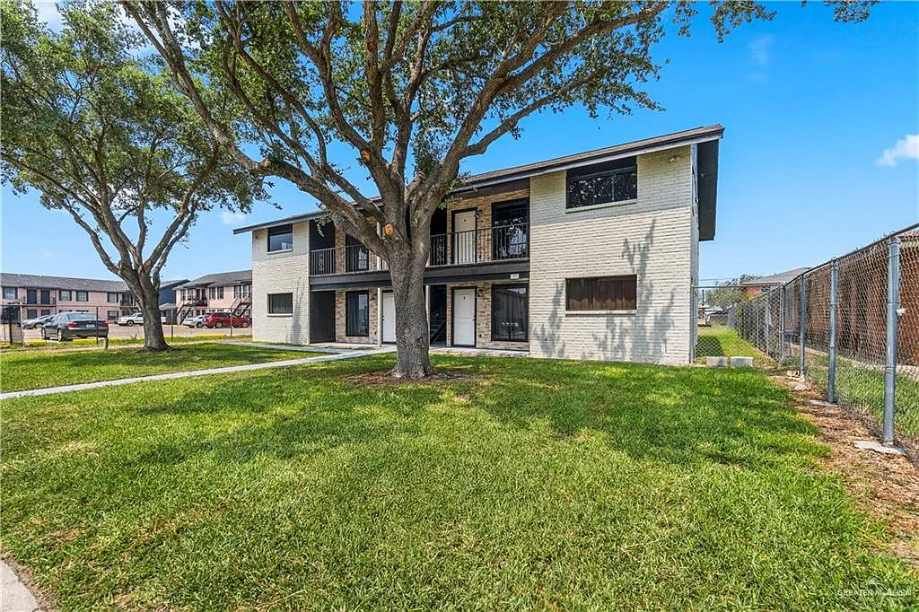 2 bed, 2.0 bath, 1047 sqft, $950 — Photo 3