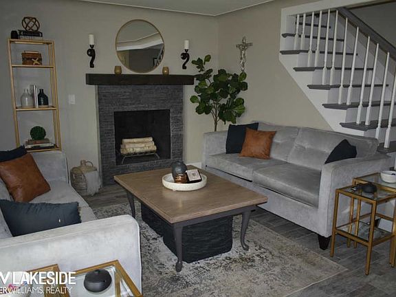 5th image of 49960 Carolee St
