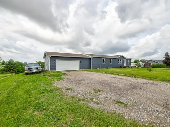 11951 NE 44th Ave, Mitchellville, IA 50169