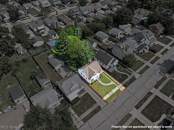 3rd image of 5702 Theota Ave
