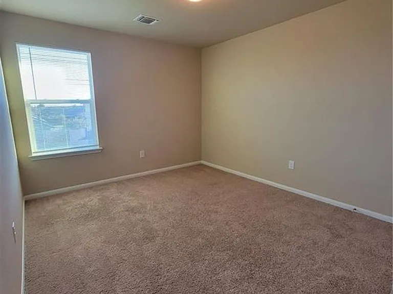 408 Luna Vista Dr — Photo 24