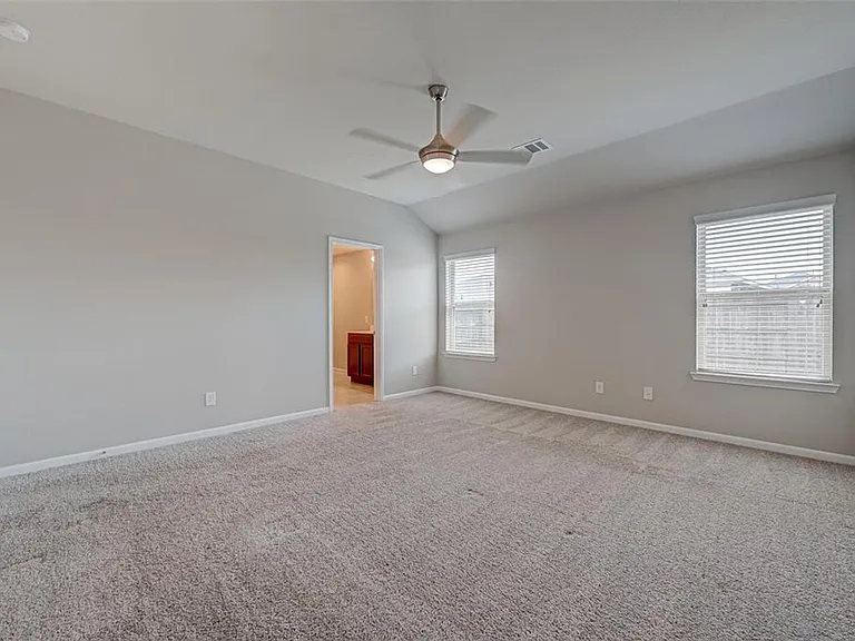 2206 Mirror Ridge Ct — Photo 19