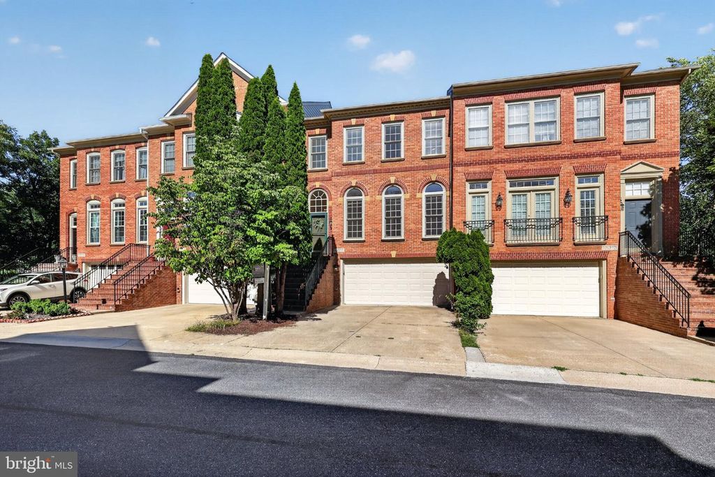 13315 Sunny Brooke Pl, Potomac, MD