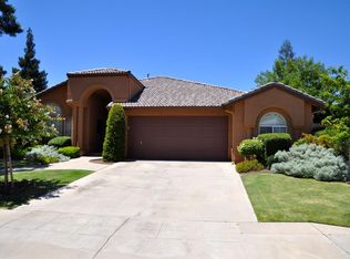 746 Burgan Ave, Clovis, CA 93611