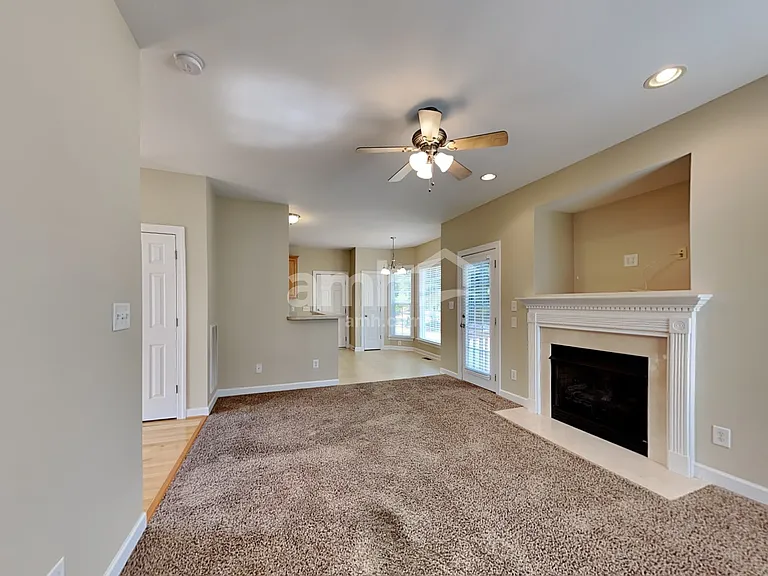 56 Locket Dr — Photo 8