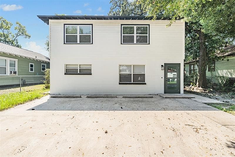 1st image of 403 E Hugh St #2