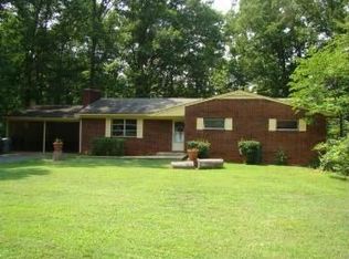 1935 Willow Rd, Asheboro, NC 27203