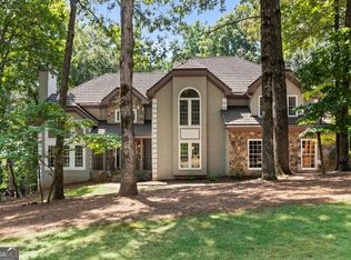 205 Cliffchase Close, Roswell, GA 30076