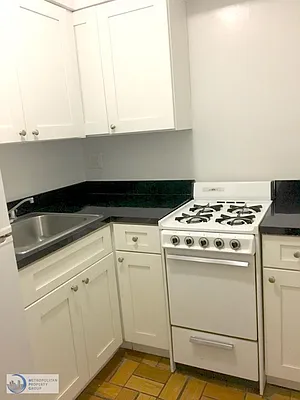 Rented by Metropolitan Property Group | media 20