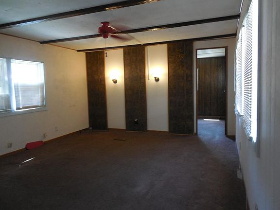 3rd image of 526 S Congress St Lot 16