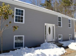 700 Post Rd, Bowdoinham, ME 04008