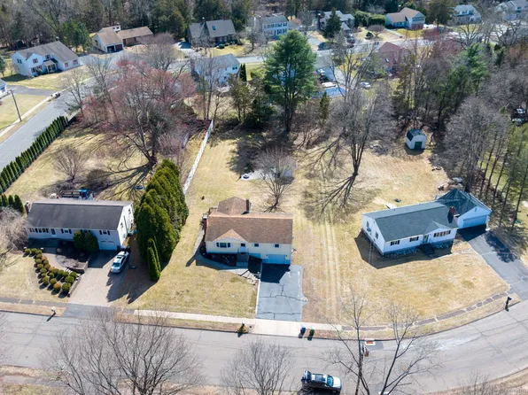 68 Fairway Road, Southington, CT 06489