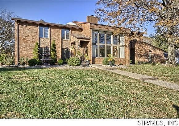 1st image of 1 Estates Ln W