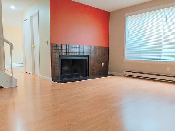 2nd image of 12829 100th Ave NE APT A