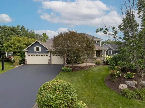 11372 Entrevaux Dr, Eden Prairie, MN 55347