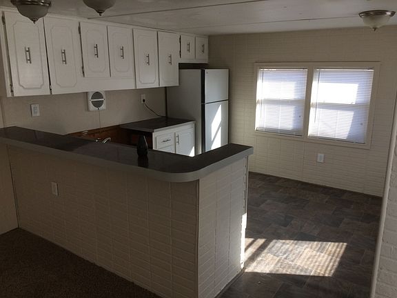 3rd image of 28495 Joy Rd Trlr W10