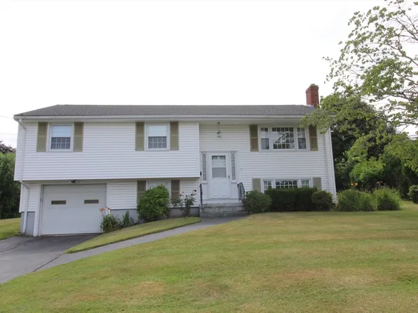 4 Grace St, Milford, MA 01757