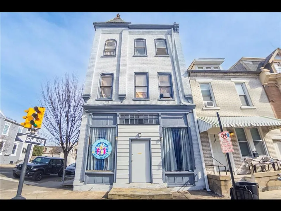 247 N 10th St #3