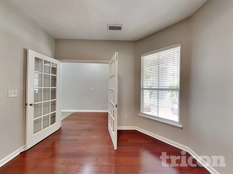 272 Silver Glen Ave — Photo 20