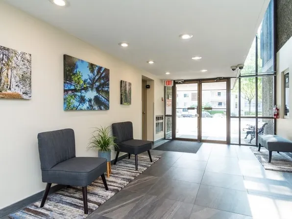 9682 134th St #118, Surrey, BC V3T 5L6