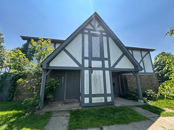 3rd image of 9794 Kingscross Ct