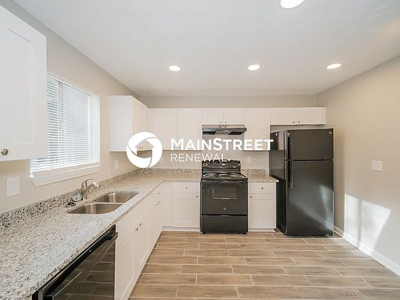 4th image of 205 Wellington Dr